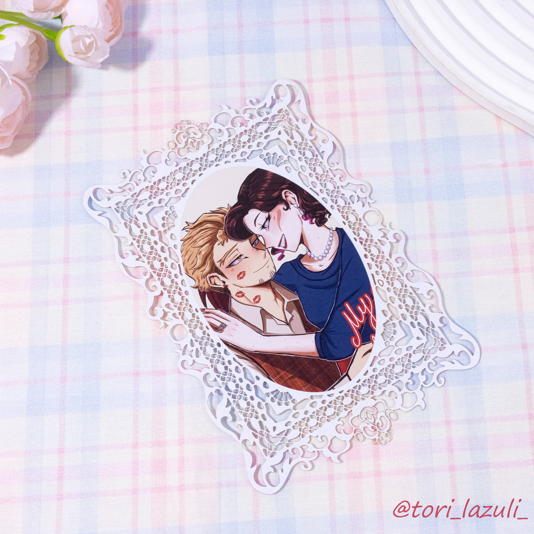 Custom Hollowed-Out Lace Postcards